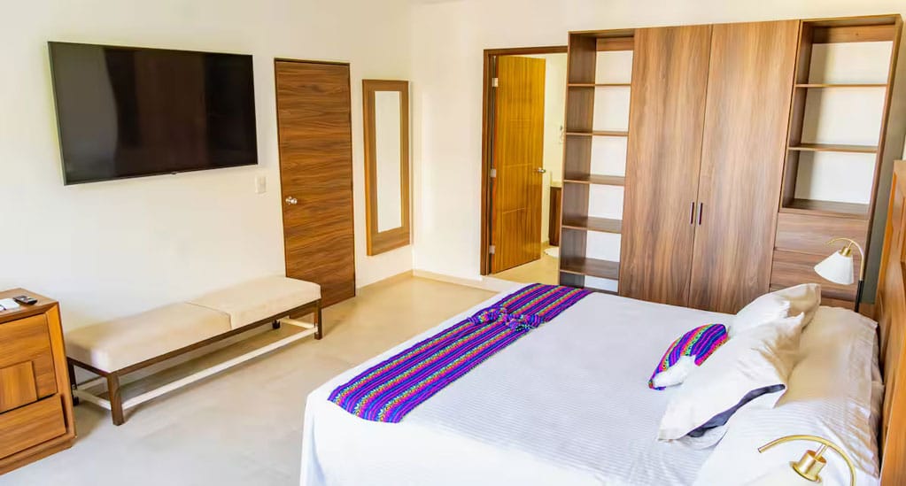 Casa-CC-bedroom-1023