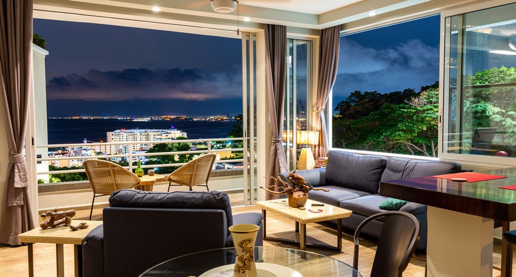 Casa-Opportunity-at-night-1023